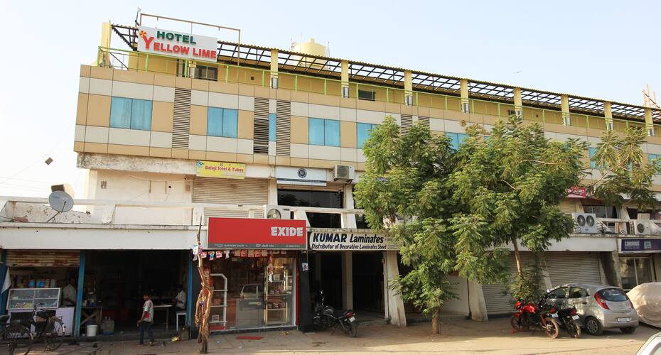 Hotel Yellow Lime, Ahmedabad 1